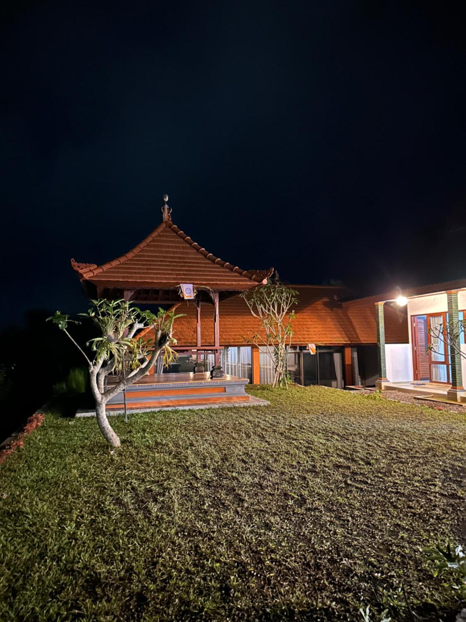 Bali Basuki Retreat Center Apartment Besakih ภายนอก รูปภาพ