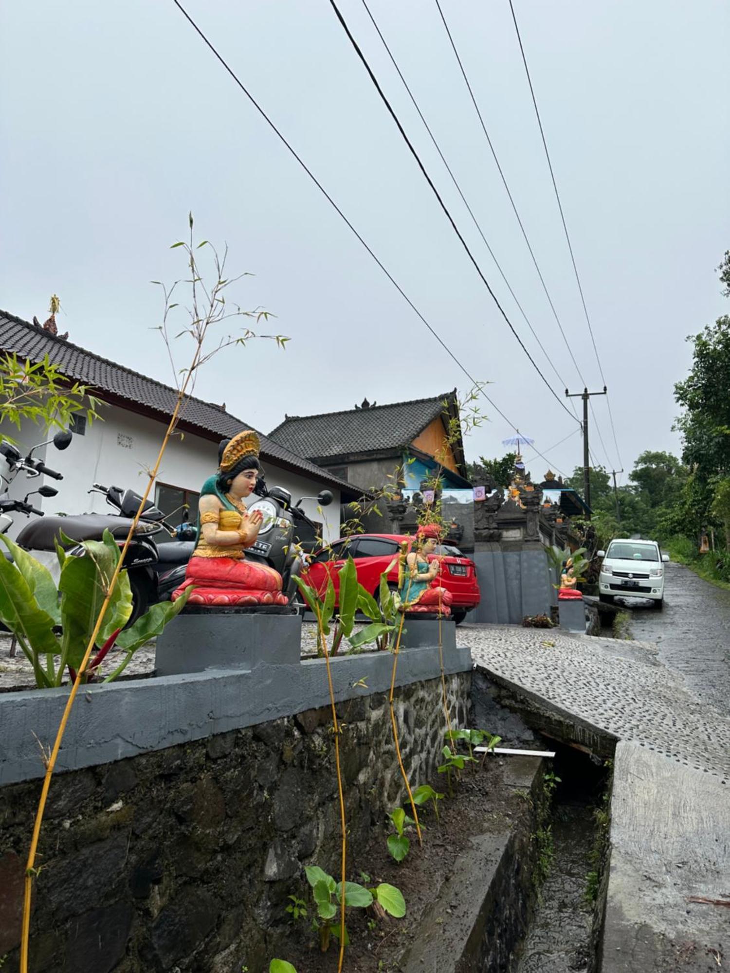 Bali Basuki Retreat Center Apartment Besakih ภายนอก รูปภาพ