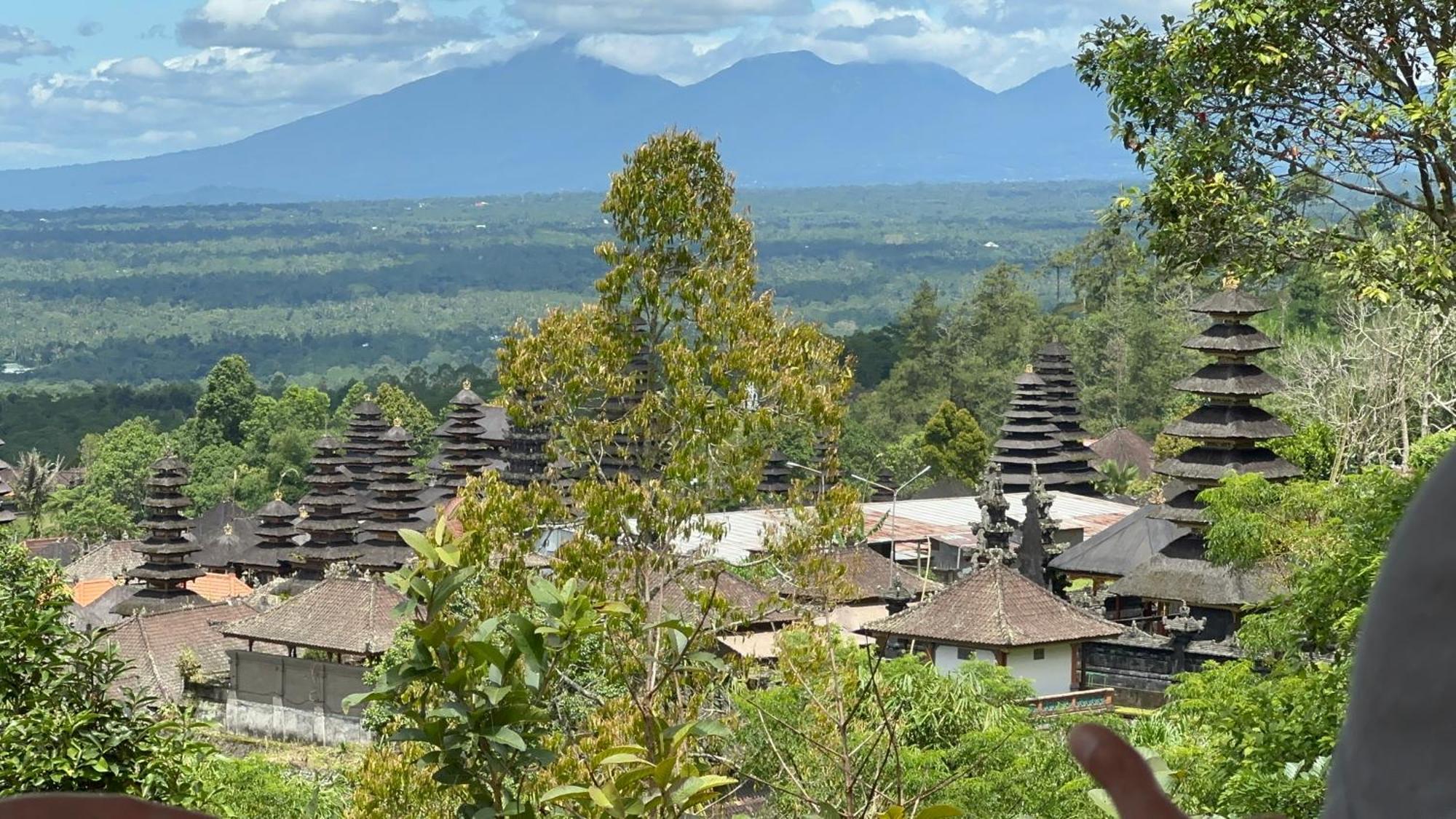Bali Basuki Retreat Center Apartment Besakih ภายนอก รูปภาพ