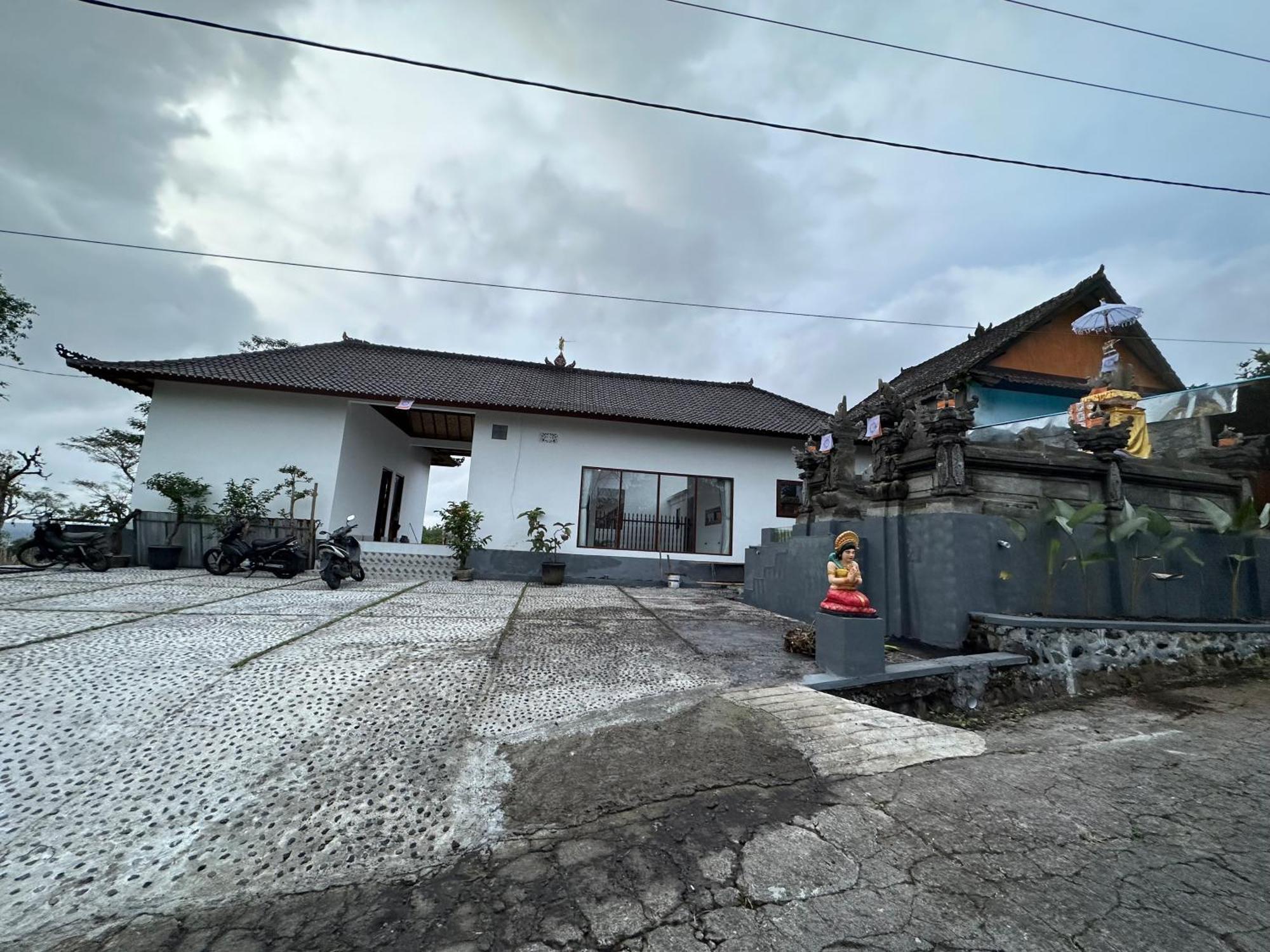 Bali Basuki Retreat Center Apartment Besakih ภายนอก รูปภาพ