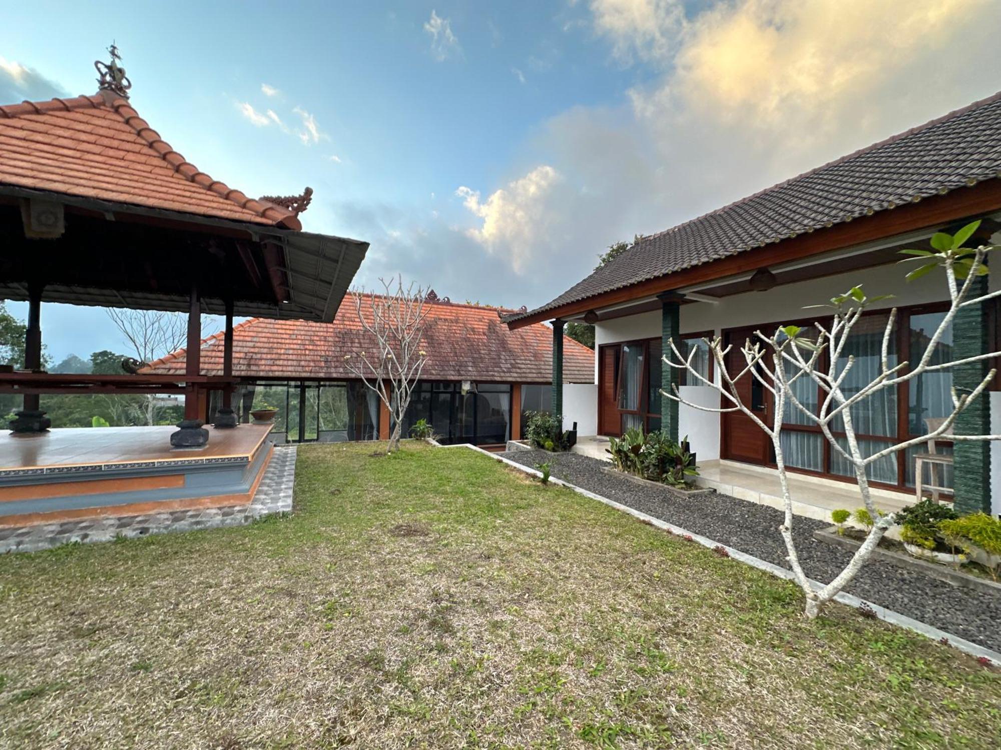 Bali Basuki Retreat Center Apartment Besakih ภายนอก รูปภาพ